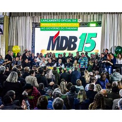 Rafael Greca é pré-candidato oficial  ao governo do Paraná pelo MDB